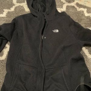 Woman’s north face jacket